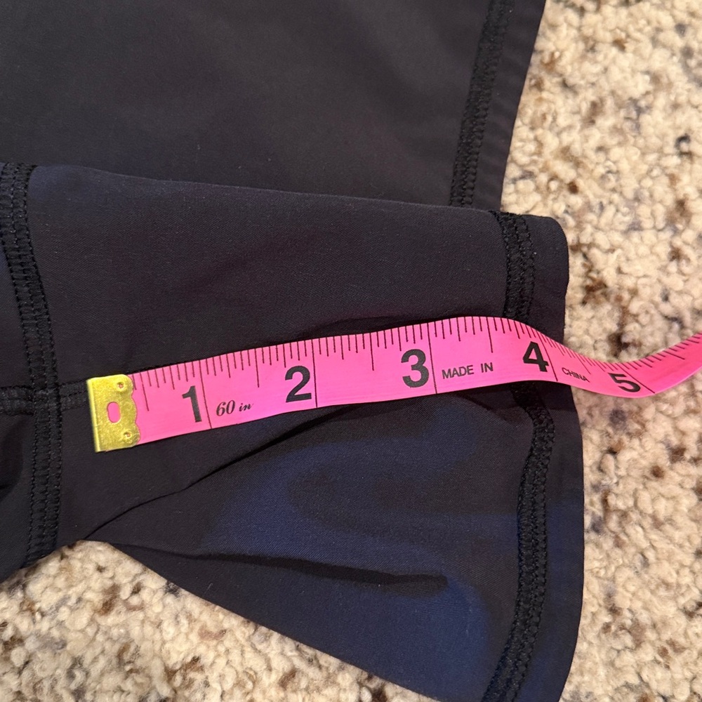 Lululemon Speed Up Short 4” - Picture 6 of 6